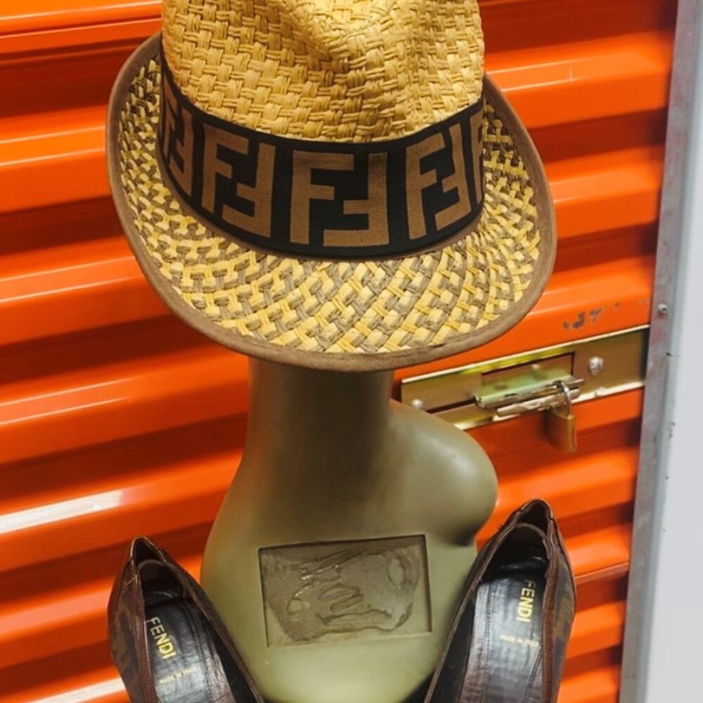 authentic Fendi wedge - Picture 2 of 7